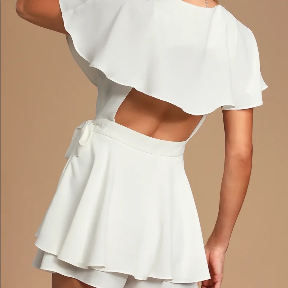 Aldrin White Ruffled Backless Wrap Skort Romper. … - image 5